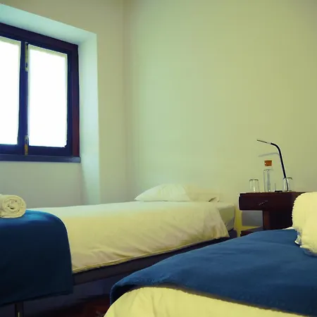 Villa Guesthouse ホステル *